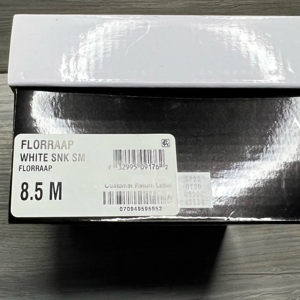 NWT Alfani Florraap white snake skin embossed sling back block heel size 8.5